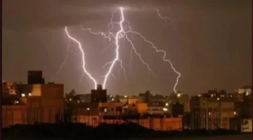 تقلبات جوية وأمطار متفرقة تعكر صفو ثالث أيام عيد الفطر في البلاد